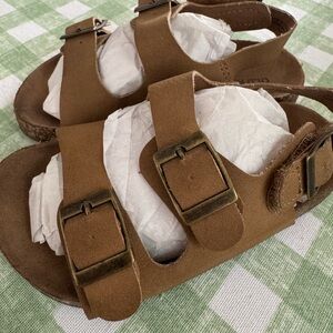 Old Navy Kids Tan Buckle Strappy Sandals